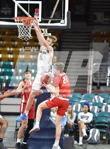 Thumbnail 3 in Regis Jesuit vs. Grandview CHSAA 5A Great 8) photogallery.