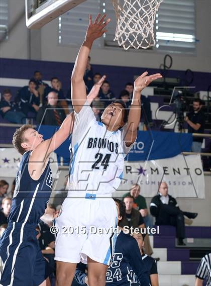Thumbnail 3 in West Ranch vs. Clovis North (St. Hope Elite Classic) photogallery.