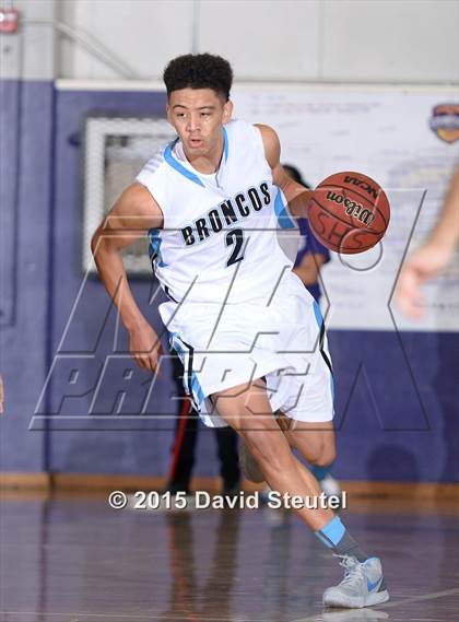 Thumbnail 3 in West Ranch vs. Clovis North (St. Hope Elite Classic) photogallery.