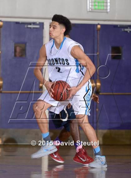 Thumbnail 2 in West Ranch vs. Clovis North (St. Hope Elite Classic) photogallery.