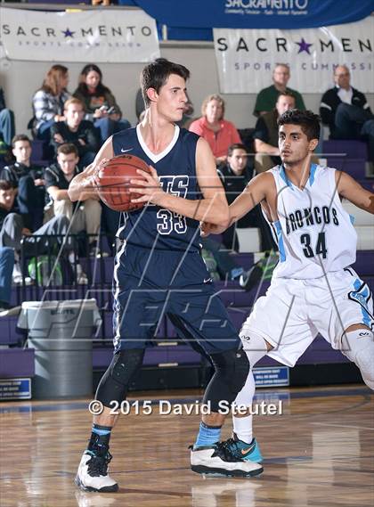 Thumbnail 3 in West Ranch vs. Clovis North (St. Hope Elite Classic) photogallery.
