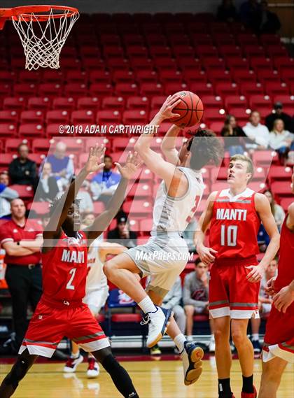Thumbnail 3 in Manti vs. Crimson Cliffs (Coach Walker Classic) photogallery.