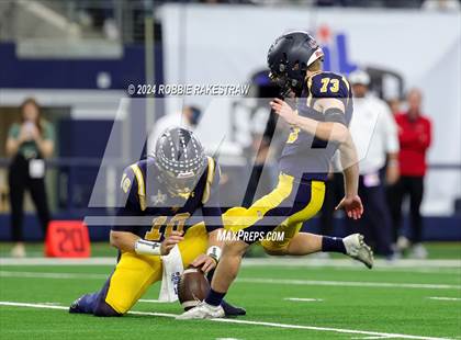 Thumbnail 1 in Smithson Valley @ Highland Park (UIL 5A Football Division I Final) photogallery.