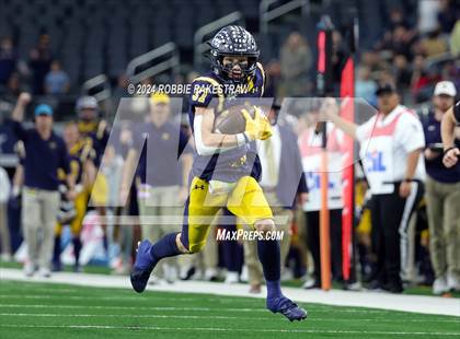 Thumbnail 2 in Smithson Valley @ Highland Park (UIL 5A Football Division I Final) photogallery.