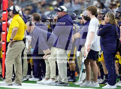 Thumbnail 3 in Smithson Valley @ Highland Park (UIL 5A Football Division I Final) photogallery.