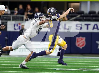 Thumbnail 2 in Smithson Valley @ Highland Park (UIL 5A Football Division I Final) photogallery.