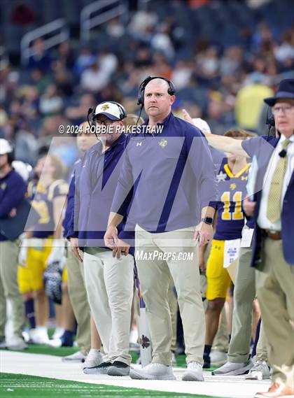 Thumbnail 1 in Smithson Valley @ Highland Park (UIL 5A Football Division I Final) photogallery.