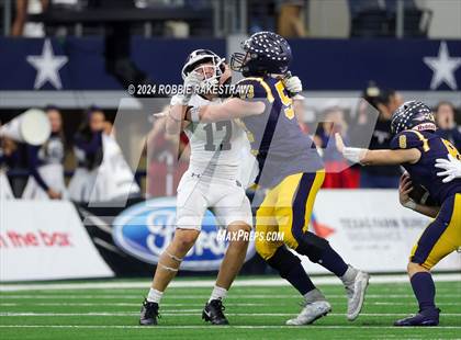Thumbnail 1 in Smithson Valley @ Highland Park (UIL 5A Football Division I Final) photogallery.