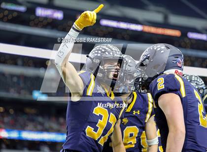 Thumbnail 2 in Smithson Valley @ Highland Park (UIL 5A Football Division I Final) photogallery.