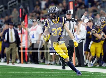 Thumbnail 1 in Smithson Valley @ Highland Park (UIL 5A Football Division I Final) photogallery.