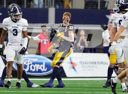 Thumbnail 2 in Smithson Valley @ Highland Park (UIL 5A Football Division I Final) photogallery.