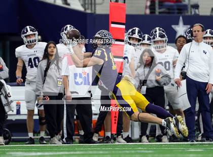 Thumbnail 2 in Smithson Valley @ Highland Park (UIL 5A Football Division I Final) photogallery.