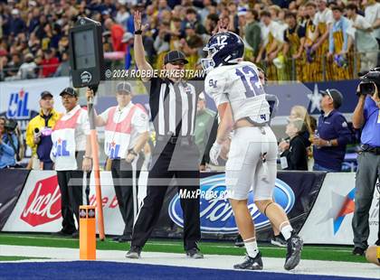 Thumbnail 2 in Smithson Valley @ Highland Park (UIL 5A Football Division I Final) photogallery.