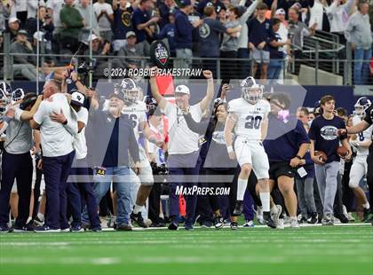 Thumbnail 2 in Smithson Valley @ Highland Park (UIL 5A Football Division I Final) photogallery.