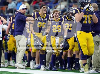 Thumbnail 2 in Smithson Valley @ Highland Park (UIL 5A Football Division I Final) photogallery.