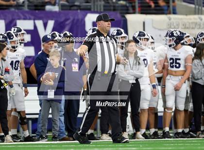 Thumbnail 3 in Smithson Valley @ Highland Park (UIL 5A Football Division I Final) photogallery.