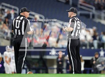 Thumbnail 1 in Smithson Valley @ Highland Park (UIL 5A Football Division I Final) photogallery.