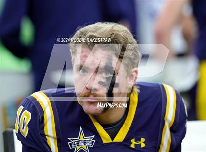 Thumbnail 1 in Smithson Valley @ Highland Park (UIL 5A Football Division I Final) photogallery.
