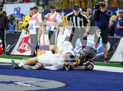 Thumbnail 2 in Smithson Valley @ Highland Park (UIL 5A Football Division I Final) photogallery.