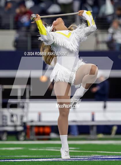 Thumbnail 2 in Smithson Valley @ Highland Park (UIL 5A Football Division I Final) photogallery.