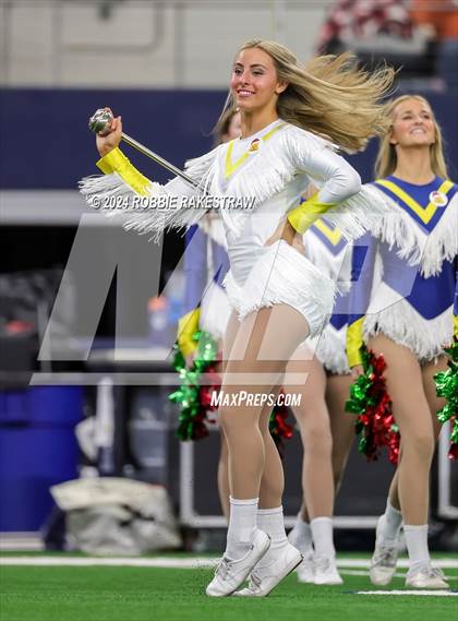 Thumbnail 1 in Smithson Valley @ Highland Park (UIL 5A Football Division I Final) photogallery.
