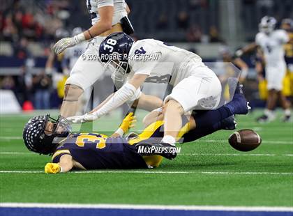 Thumbnail 2 in Smithson Valley @ Highland Park (UIL 5A Football Division I Final) photogallery.