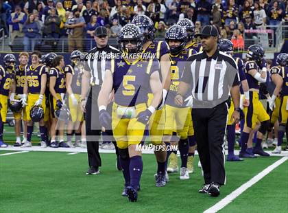Thumbnail 1 in Smithson Valley @ Highland Park (UIL 5A Football Division I Final) photogallery.