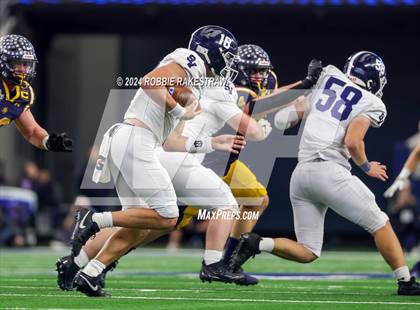 Thumbnail 2 in Smithson Valley @ Highland Park (UIL 5A Football Division I Final) photogallery.