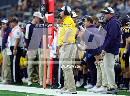 Thumbnail 1 in Smithson Valley @ Highland Park (UIL 5A Football Division I Final) photogallery.