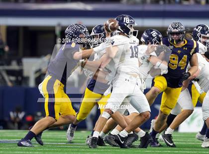 Thumbnail 2 in Smithson Valley @ Highland Park (UIL 5A Football Division I Final) photogallery.