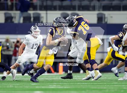 Thumbnail 2 in Smithson Valley @ Highland Park (UIL 5A Football Division I Final) photogallery.