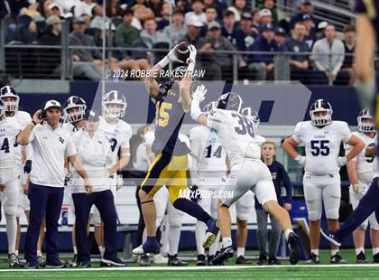 Thumbnail 1 in Smithson Valley @ Highland Park (UIL 5A Football Division I Final) photogallery.