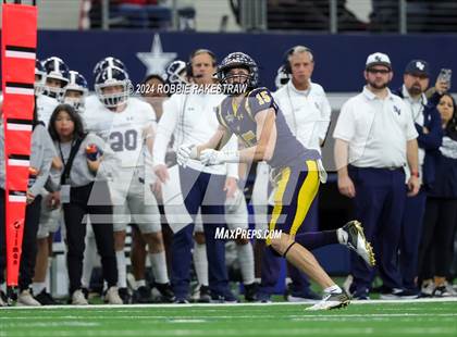 Thumbnail 1 in Smithson Valley @ Highland Park (UIL 5A Football Division I Final) photogallery.
