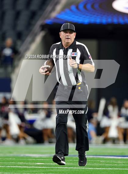 Thumbnail 1 in Smithson Valley @ Highland Park (UIL 5A Football Division I Final) photogallery.