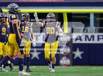 Thumbnail 2 in Smithson Valley @ Highland Park (UIL 5A Football Division I Final) photogallery.