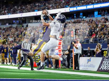 Thumbnail 2 in Smithson Valley @ Highland Park (UIL 5A Football Division I Final) photogallery.