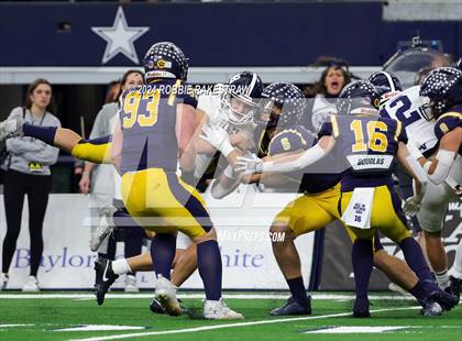 Thumbnail 1 in Smithson Valley @ Highland Park (UIL 5A Football Division I Final) photogallery.