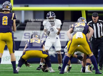 Thumbnail 2 in Smithson Valley @ Highland Park (UIL 5A Football Division I Final) photogallery.