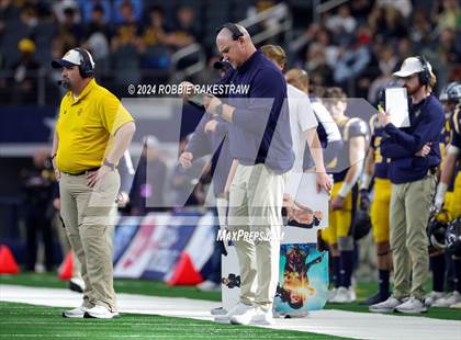 Thumbnail 1 in Smithson Valley @ Highland Park (UIL 5A Football Division I Final) photogallery.