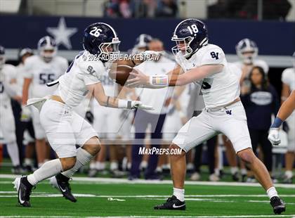 Thumbnail 1 in Smithson Valley @ Highland Park (UIL 5A Football Division I Final) photogallery.