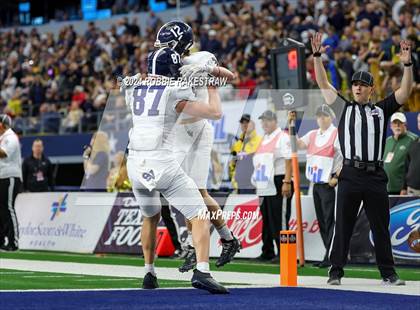 Thumbnail 3 in Smithson Valley @ Highland Park (UIL 5A Football Division I Final) photogallery.
