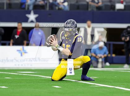 Thumbnail 3 in Smithson Valley @ Highland Park (UIL 5A Football Division I Final) photogallery.
