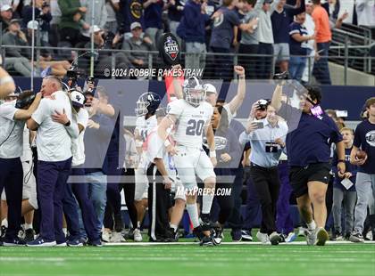Thumbnail 1 in Smithson Valley @ Highland Park (UIL 5A Football Division I Final) photogallery.