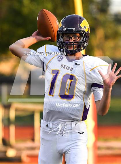Thumbnail 2 in Ukiah @ Cardinal Newman photogallery.