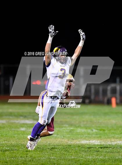 Thumbnail 2 in Ukiah @ Cardinal Newman photogallery.