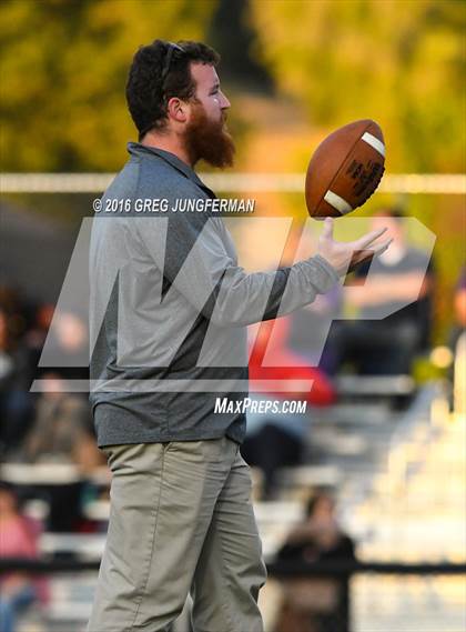 Thumbnail 2 in Ukiah @ Cardinal Newman photogallery.