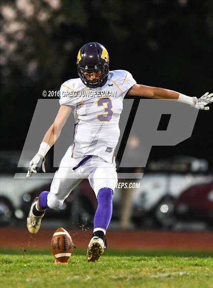 Thumbnail 3 in Ukiah @ Cardinal Newman photogallery.