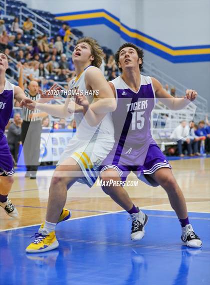 Thumbnail 2 in Jacksboro @ Brock photogallery.