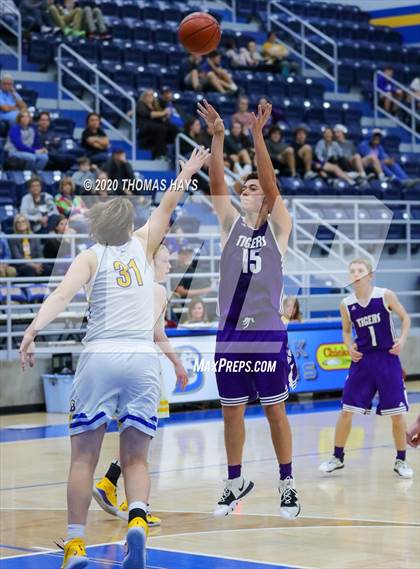 Thumbnail 2 in Jacksboro @ Brock photogallery.