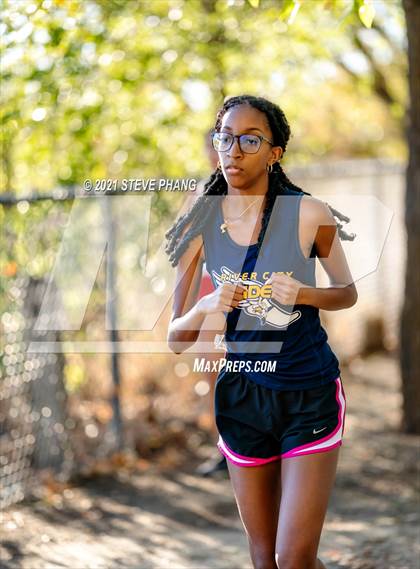 Thumbnail 1 in SJS Metro League Center Meet #2 photogallery.